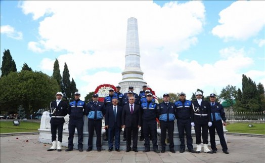Cumhuriyetin Kuruluşunun 92. Yıldönümü Eyüp´te Törenlerle Başladı
