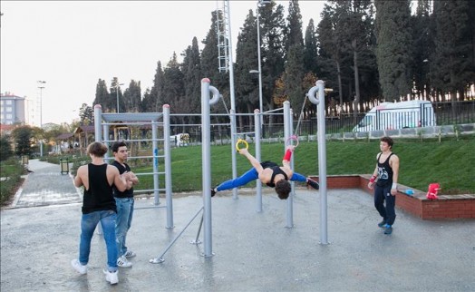 KÜÇÜKÇEKMECE´DEN GENÇLERE YENİ VE FARKLI BİR HİZMET