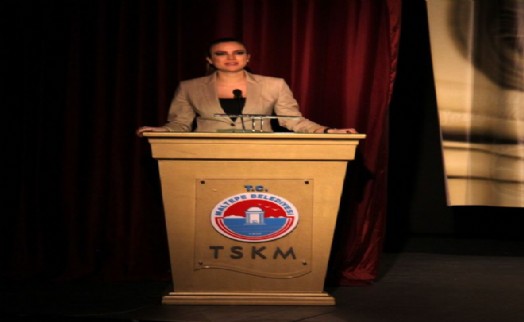 Medya Okulu Simge Fıstıkoğlu'yla Başladı