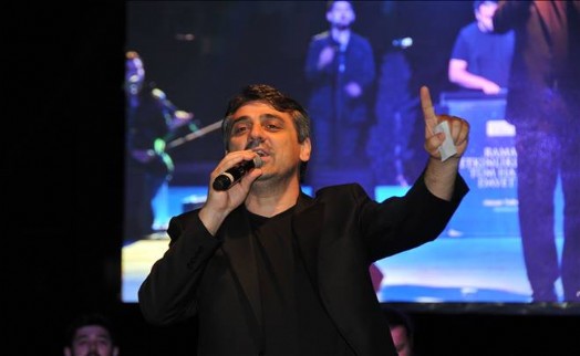 EŞREF ZİYA TERZİ EZGİLERİNİ GAZİOSMANPAŞALILAR İÇİN SESLENDİRDİ