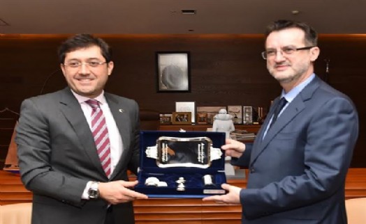 BAŞKAN HAZİNEDAR: 50 ŞEHİRLE KARDEŞ OLACAĞIZ