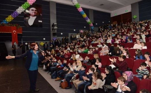 Avcılar´da Çocuk Festivali Başladı; Hedef 30 Bin Çocuk