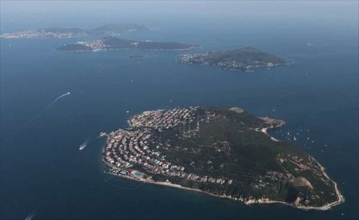 ´DAHA YAŞANILABİLİR ADALAR´ İÇİN BÜYÜK GÜN 1 MAYIS