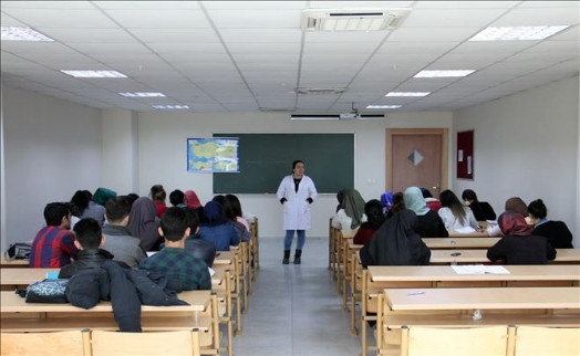 ESENYURT BELEDİYESİ´NDEN ÜNİVERSİTE İÇİN ÜCRETSİZ EĞİTİM