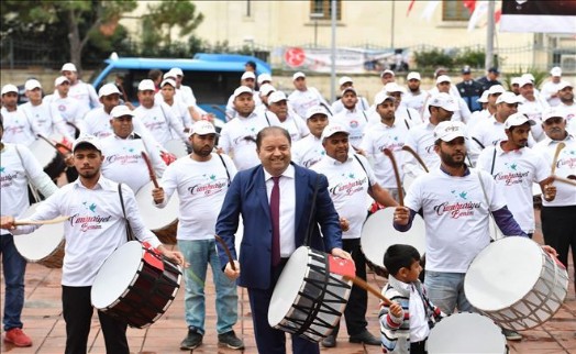 Cumhuriyetin 94´üncü Yılı Davullarla Kutlandı