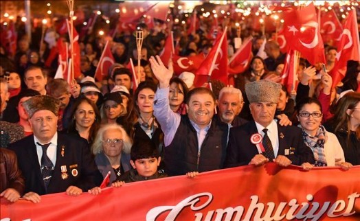 Maltepe´de Görkemli Cumhuriyet Şöleni