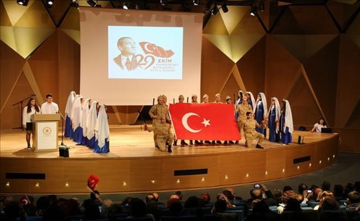 CUMHURİYET BAYRAMI KAĞITHANE´DE COŞKUYLA KUTLANDI