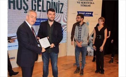 Eyüpsultan Film Akademisi Öğrencileri Sertifikalarını Aldı