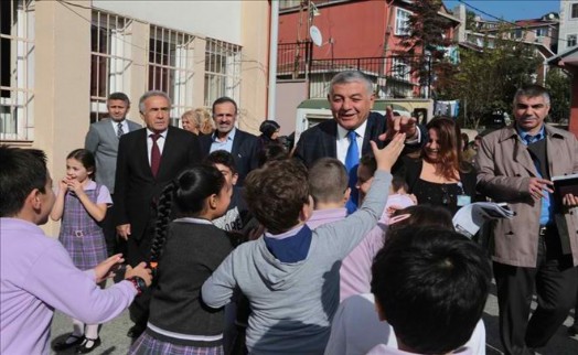 ALPASLAN İLKOKULU BAŞTAN AŞAĞI YENİLENDİ