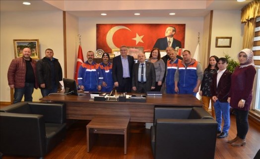Başkan Cem Kara´ya Sürpriz Kutlama