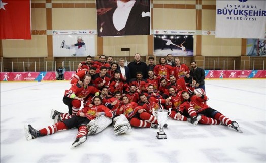 Zeytinburnu Buz Hokeyi Takımı´na Fair Play Ödülü