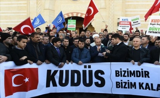 Kudüs´ün Başkent İlan Edilmesine Sancaktepe´de Her Kesimden Büyük Tepki!