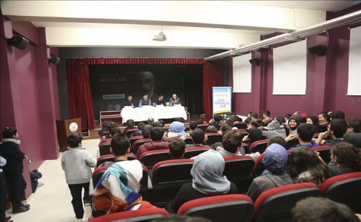 Milli Şair Sultanbeyli´de Saygıyla Anıldı