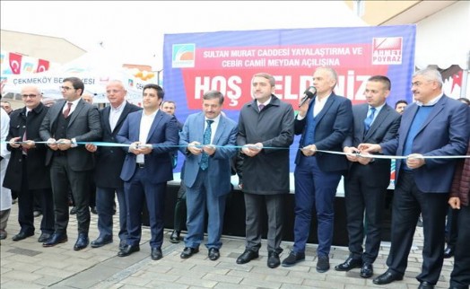 ÇEKMEKÖY YUSUF CEBİR CAMİ MEYDANI AÇILDI
