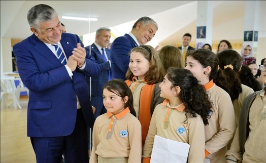 EKSİK GÖRDÜĞÜMÜZ HER ALANA DESTEK VERİYORUZ