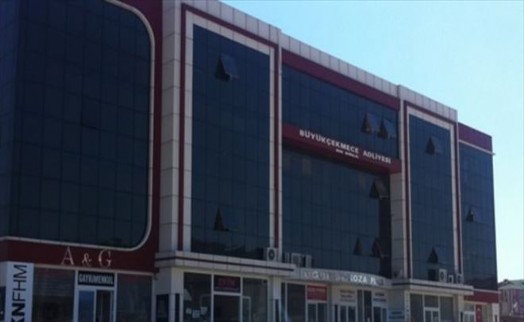 Son dakika: Büyükçekmece Adliyesi boşaltıldı.