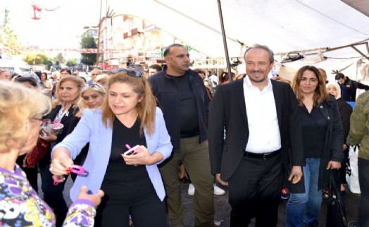 AVCILAR'DA MEME KANSERİ İÇİN FARKINDALIK ETKİNLİĞİ