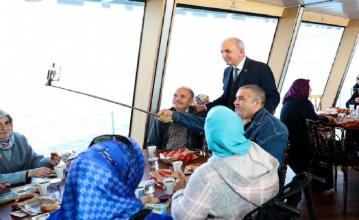 ÜMRANİYE BELEDİYESİ'NİN BOĞAZ TURLARI TÜM HIZIYLA DEVAM EDİYOR
