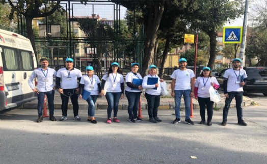 BAYRAMPAŞA'DA ‘KAPI KAPI' GERİ DÖNÜŞÜM