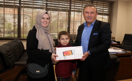 EYÜPSULTAN'DA BİL KAZAN YARIŞMASI'NIN ÖDÜLÜ SAHİBİNİ BULDU