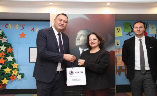 KARTAL BELEDİYESİ'NDEN ÖĞRETMENLERE 24 KASIM ZİYARETİ