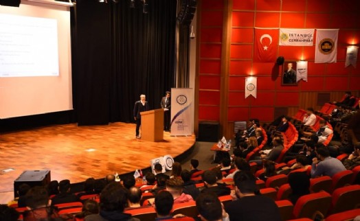 BAŞKAN HANÇERLİ'DEN GENÇLERE ÇAĞRI: ‘‘ÇEKİNMEDEN GELİN''