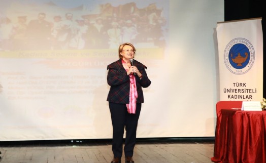 ERBATUR: ‘‘KADINLAR SİYASETTE VAR OLMALI''