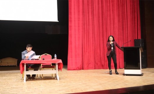 ARNAVUTKÖY'DE KADINA YÖNELİK ŞİDDETLE MÜCADELE SEMİNERİ