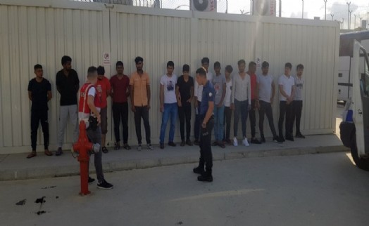 RAHATSIZ EDİCİ 6 BİN GÖÇMEN BAĞCILAR'DAN GÖNDERİLDİ