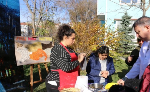 ESER'DE YERLİ MALI HAFTASI KUTLANDI