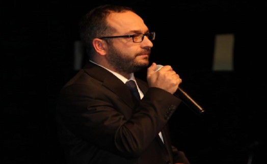 ATAŞEHİR'DE CELAL YALÇIN YENİ BAŞKAN SEÇİLDİ