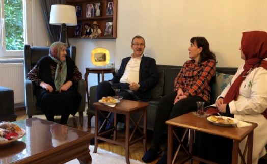 EYÜPSULTAN BELEDİYESİ'NİN EVDE SAĞLIK HİZMETLERİ YÜZLERİ GÜLDÜRÜYOR