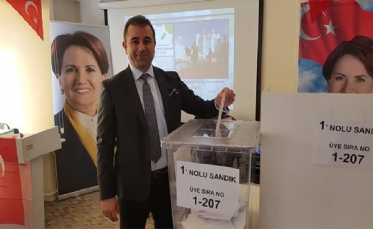 İYİ PARTİ ŞİŞLİ'DE AHMET ÜNAL GÜVEN TAZELEDİ