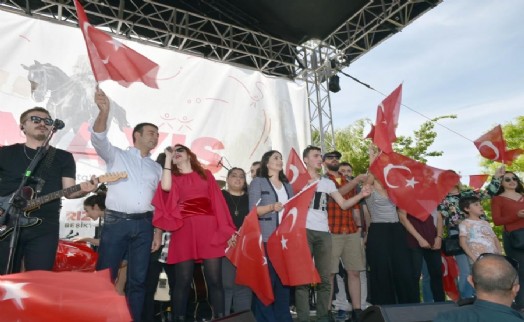 19 MAYIS COŞKUSU BEŞİKTAŞ'TA YAŞANACAK!