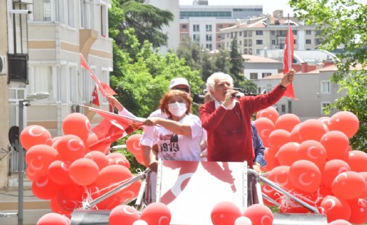 ŞİŞLİ'DE 19 MAYIS COŞKUYLA KUTLANDI