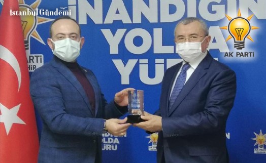AK PARTİ ATAŞEHİR'DE DEVİR TESLİM ZAMANI