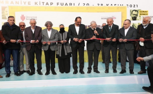 Anadolu yakasının en büyük kitap fuarı ikinci kez Ümraniye'de açıldı