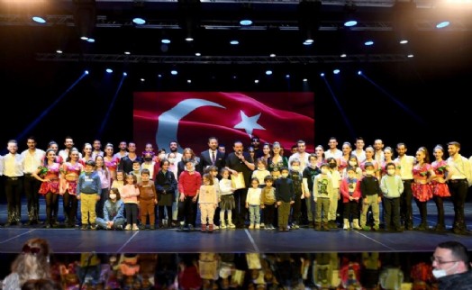 Beşiktaş'ta Anadolu Ateşi'nden öğretmenlere muhteşem gösteri