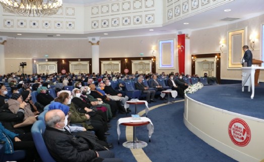 Ümraniye'deki ‘Can Veren Pervaneler' konferansına yoğun ilgi