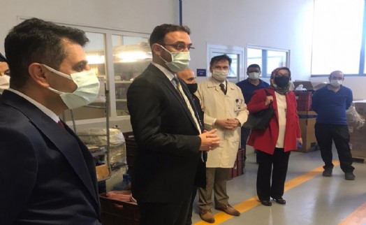 AK PARTİ TUZLA'DAN FABRİKA İŞÇİLERİNE ZİYARET