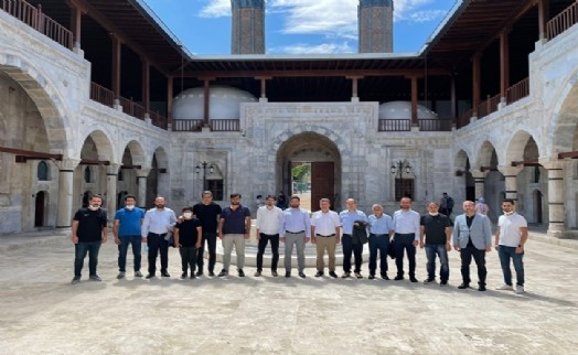 Başkan Öztekin memleketi Sivas'ı ziyaret etti