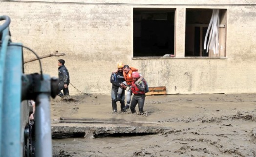 Sel felaketinde ölü sayısı 31'e yükseldi