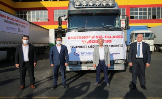 Bayrampaşa Belediyesi'nden selzedelere yardım