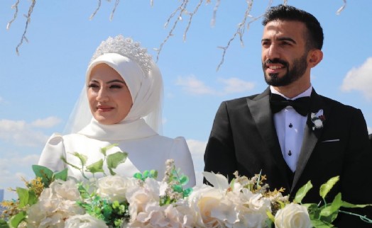 Türkiye'nin en genç kadın muhtarı Edanur Menteş, dünya evine girdi