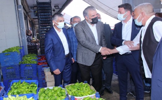 Başkan Kabaktepe'den Bayrampaşa Meyve Hali'ne ziyaret