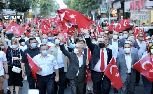 Küçükçekmece'de Büyük Zafere muhteşem kutlama