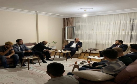 Yeniden Refah Partisi Ataşehir'den Gönül Köprüsü Projesi