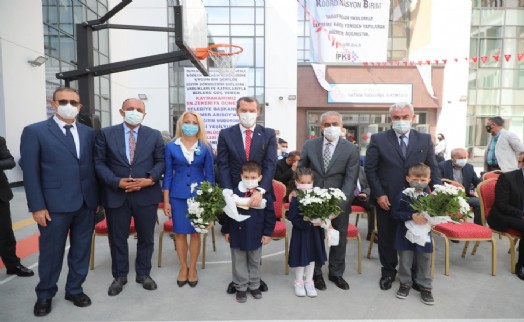 Başkan Arısoy: ‘‘Bir okulumuzu daha yenilemiş olmaktan dolayı çok mutluyuz''