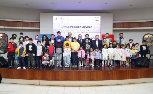 Ramazan ayı Ümraniye'de çocuklarla şenlendi