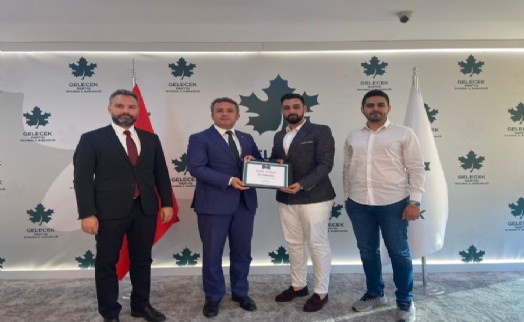 Kağıthane'de gençlerin geleceği emin ellerde
